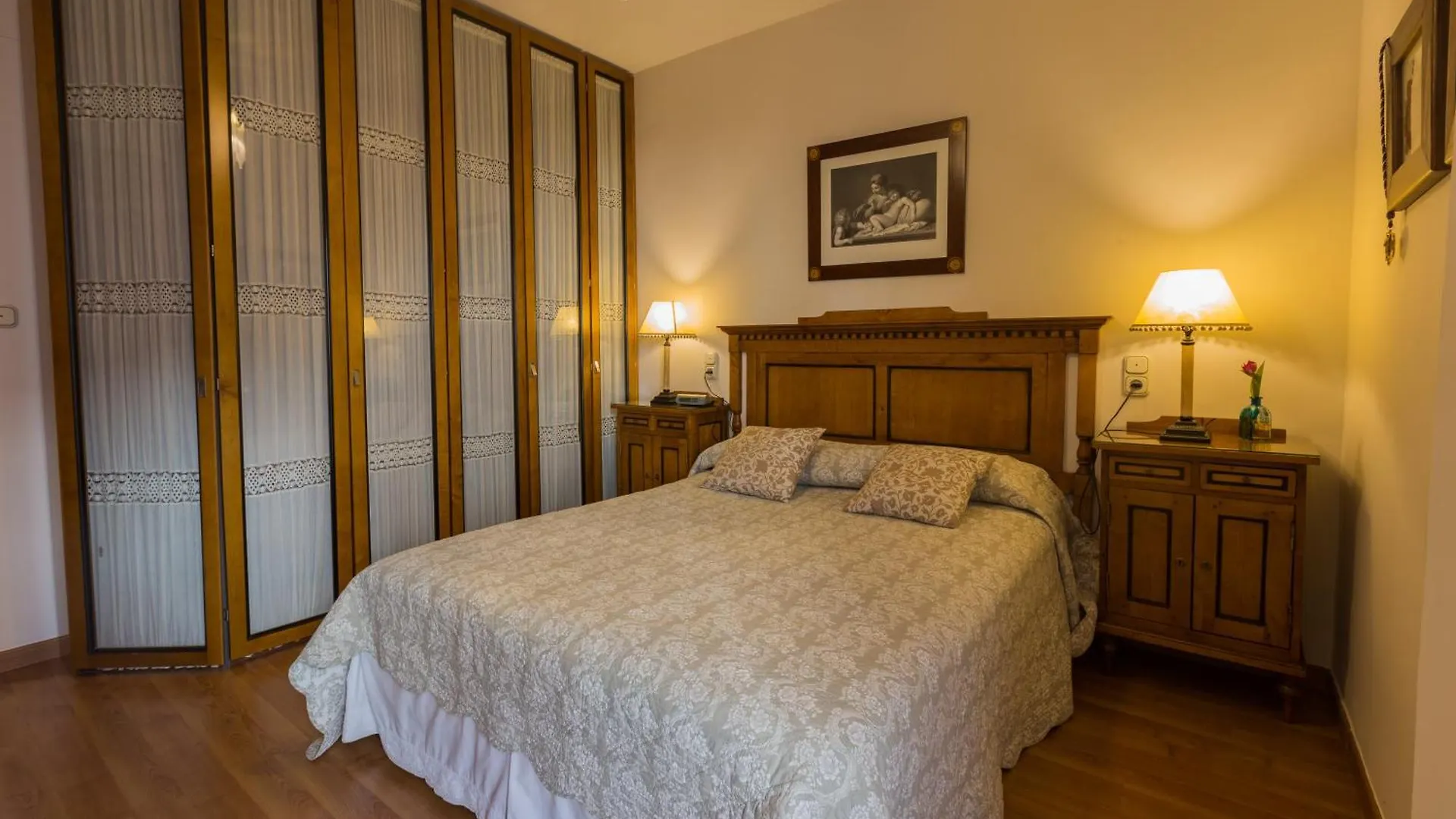 Apartment Gracia Suites - Centro Y Confort Con Parking Gratis Granada