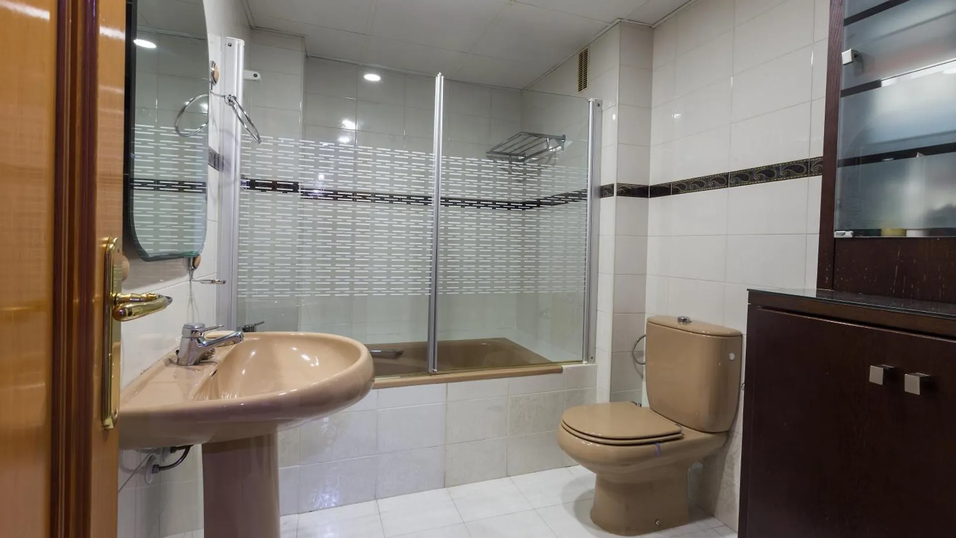 Gracia Suites - Centro Y Confort Con Parking Gratis Granada Spain